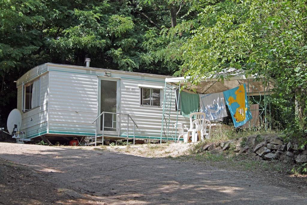 Camping le P'Tit Bonheur Escaro Chambre photo