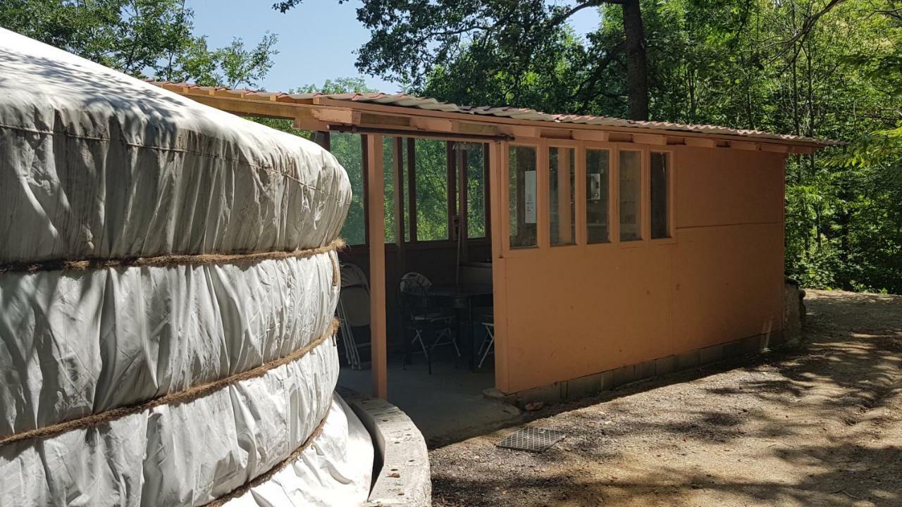 Camping le P'Tit Bonheur Escaro Extérieur photo