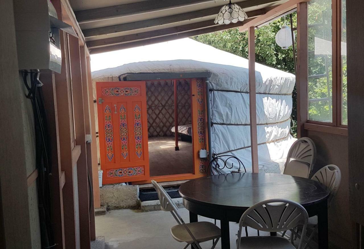 Camping le P'Tit Bonheur Escaro Extérieur photo